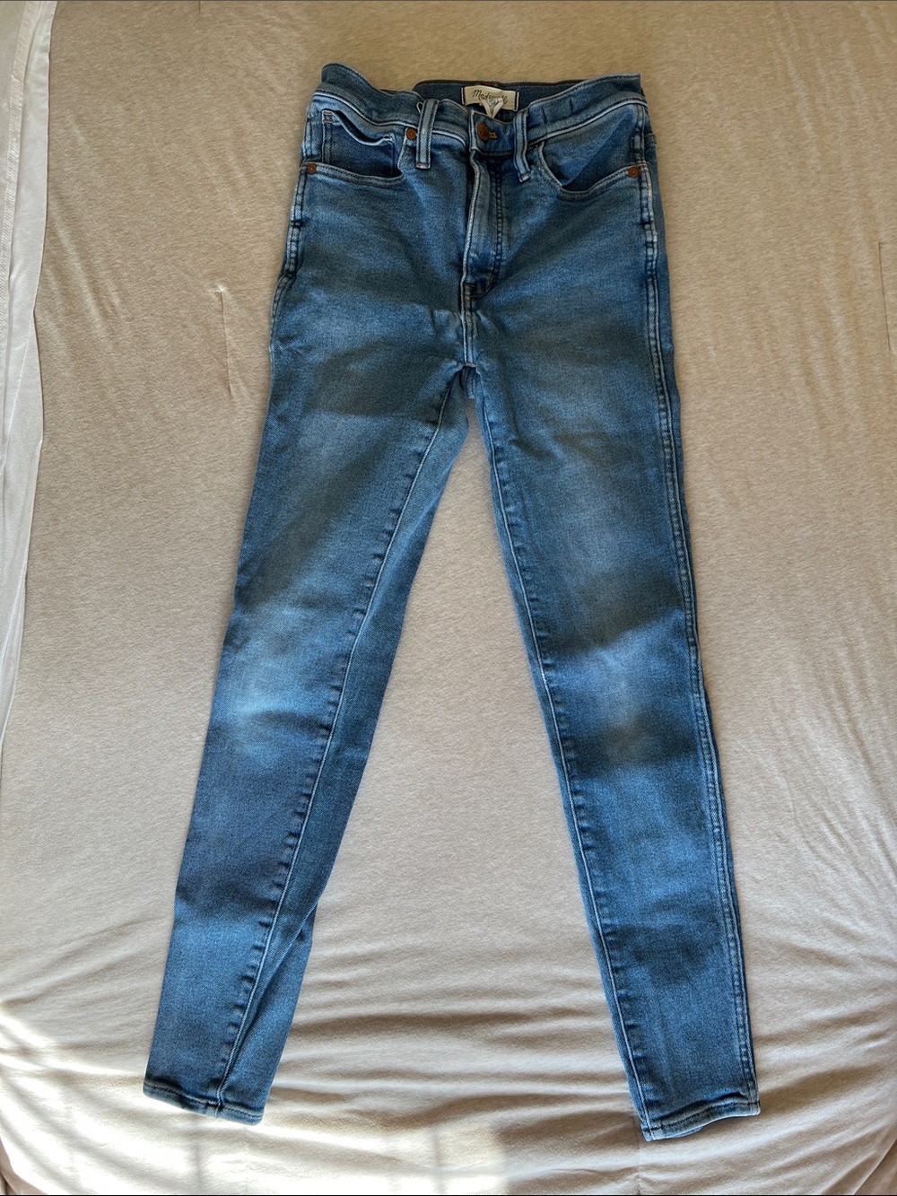 Madewell Skinny Jeans in Medium Blue Wash